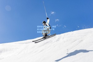 德甲射手榜风云，昂达夫14球领跑，菲尔克鲁格紧追其后