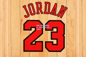 出场1分钟踩爆球鞋受伤！蔡恩这体重什么鞋扛得住？